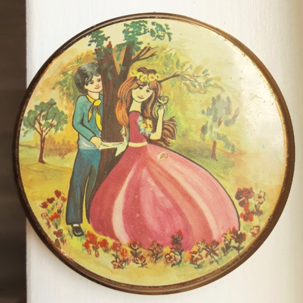 Antique Powder Compact